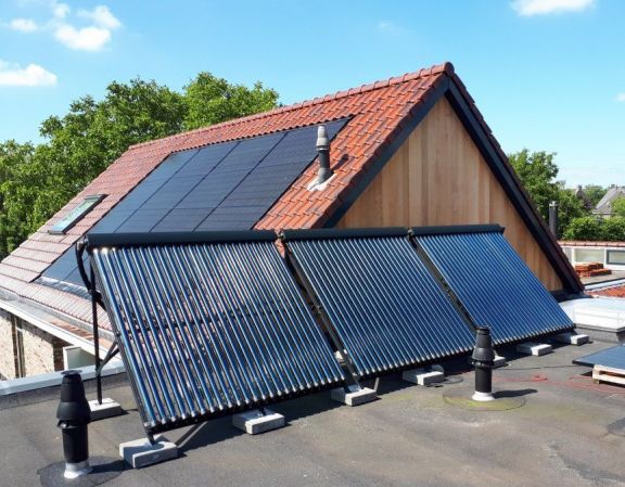 zonnepanelen en heatpipes.jpg